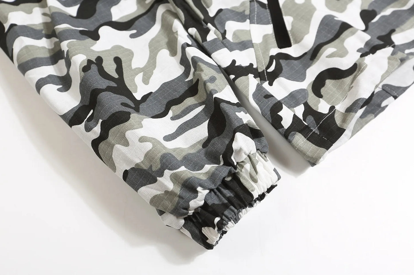 UNCLEDONJM Camouflage Outdoor Jacket